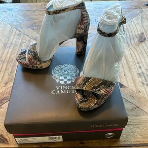 Size 7 Vince Camuto Multi Color Snake Wedges